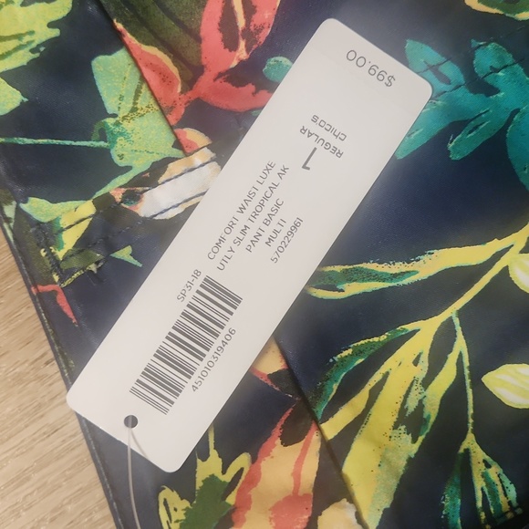 nwt CHICO'S comfort waist luxe tropical cuffed pant 1 ankle length trouser 8/M - Picture 8 of 11